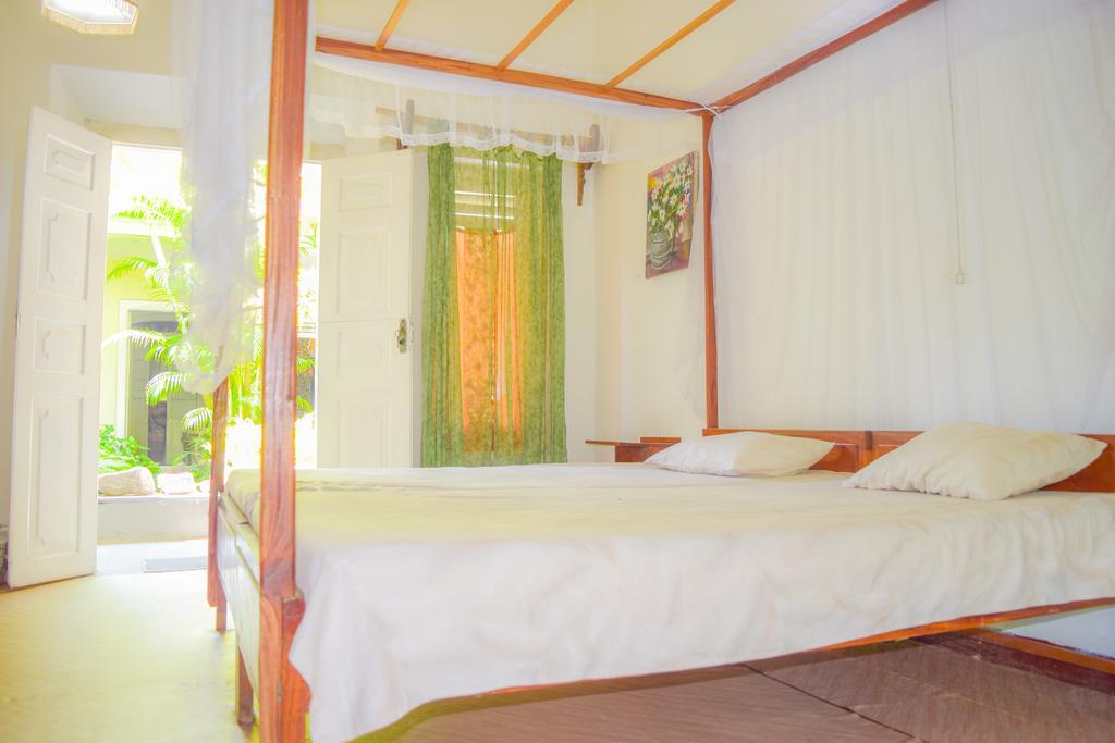 Shammie Guest House Hikkaduwa Exteriér fotografie